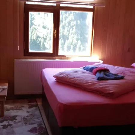 Keles Dag Evi Homestay *